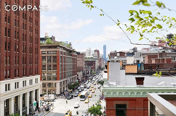 Sold by Compass | media 32