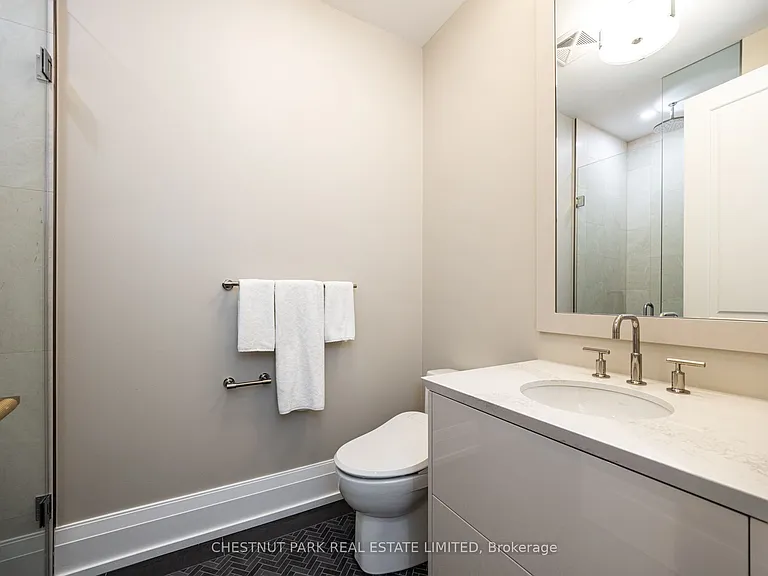 77 Clarendon Ave #302 — Photo 22
