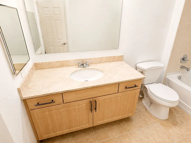 1064 N Tamiami Trl #1325 — Photo 22