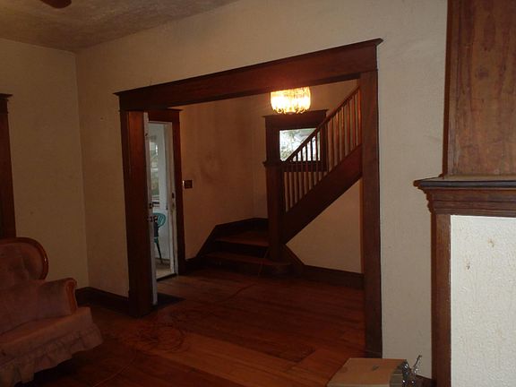 2nd image of 1518 North Ave NE