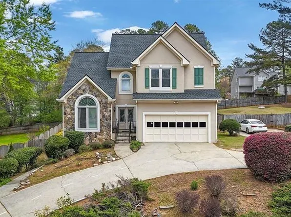 320 Riverbirch Ln, Lawrenceville, GA 30044