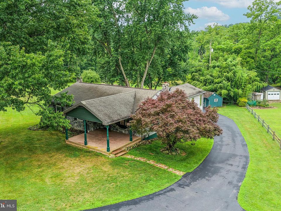 1st image of 126 Lenape Rd
