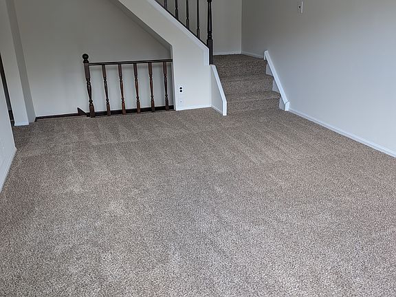 2nd image of 6416 Hilltop Dr