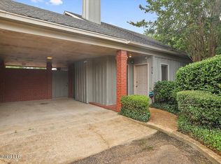 416 River Pl, Jackson, MS 39211