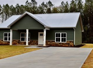 138 Sky Ln, Townville, SC 29689