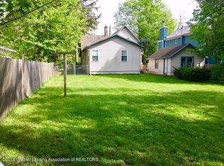 2069 Delhi St NE, Holt, MI 48842