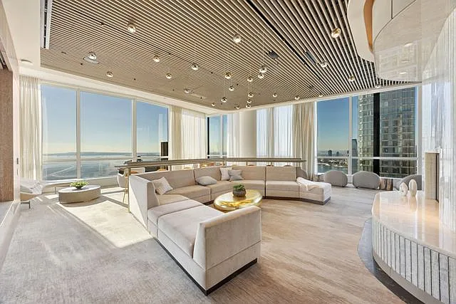 77 Greenwich St #23C — Photo 11