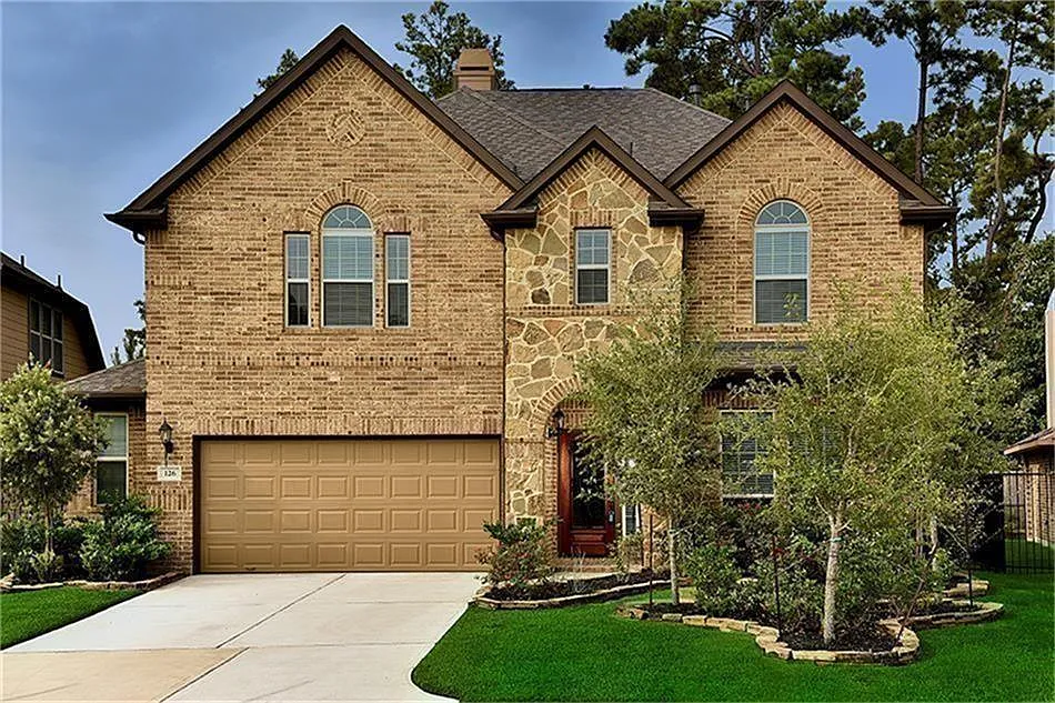 4 bed, 3.5 bath, 3250 sqft, $4,000 — Photo 2