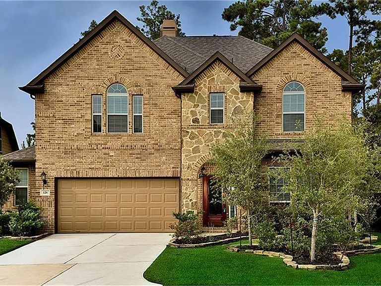 126 Hearthshire Cir — Photo 2