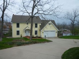 22910 E Pink Hill Rd, Blue Springs, MO 64015