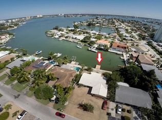 6485 Bay St, Saint Pete Beach, FL 33706