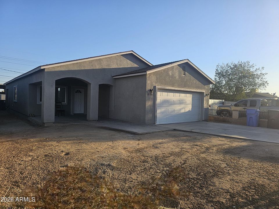 1st image of 3021 W ALMERIA Road