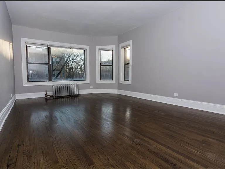 7656 S Kingston Ave — Photo 6