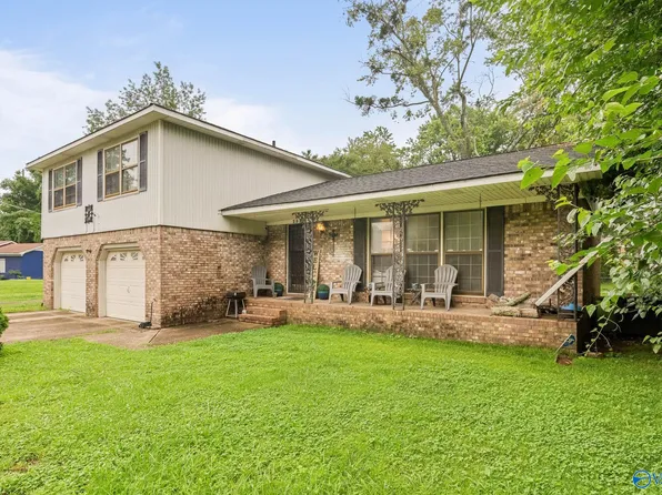 2912 Moss Rd NW, Huntsville, AL 35810