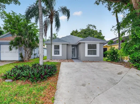744 SW 9th St, Florida City, FL 33034