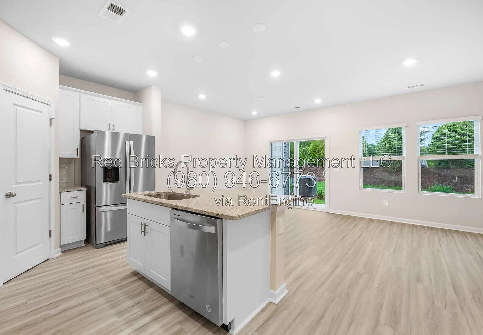 3 bed, 2.5 bath, 1400 sqft, $1,950 — Photo 4