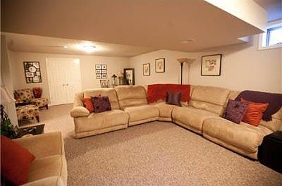 5th image of 1312 De Luna Way