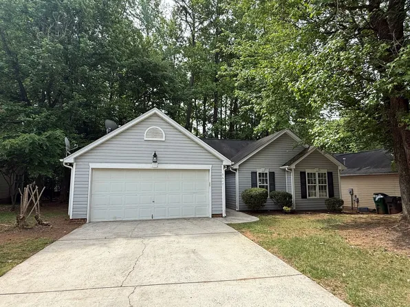 6617 Cedar Cliff Dr, Charlotte, NC 28216