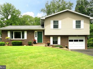 1239 Circleville Rd, State College, PA 16803