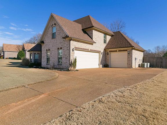 2nd image of 84 Broad Meadow Dr