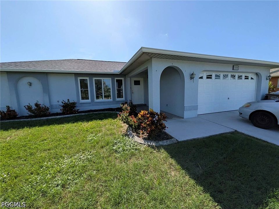 1st image of 5019 Chiquita Blvd S