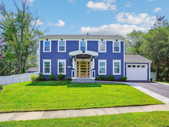 5308 Crown Point Rd, Burke, VA 22015