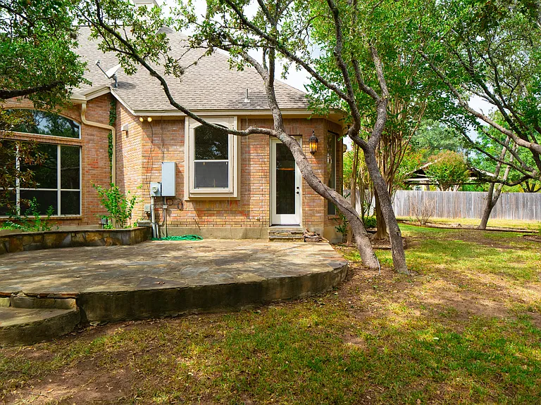 7523 Steeple Dr — Photo 27