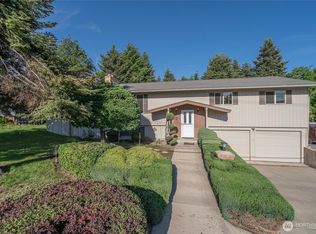1431 Eastmont Ave, East Wenatchee, WA