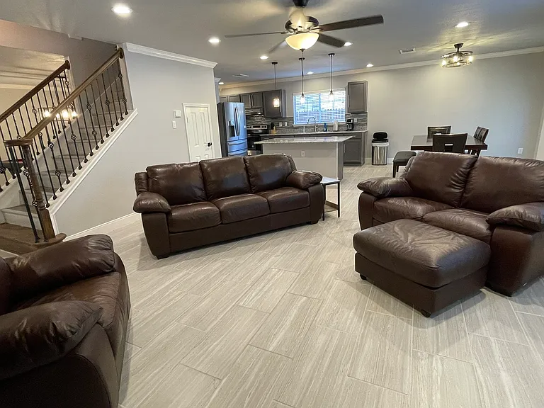 21938 Legend Point Dr — Photo 31