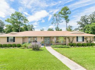 4136 San Servera Dr N, Jacksonville, FL 32217