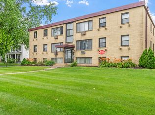 1845 Larpenteur Ave W #2, Saint Paul, MN 55113