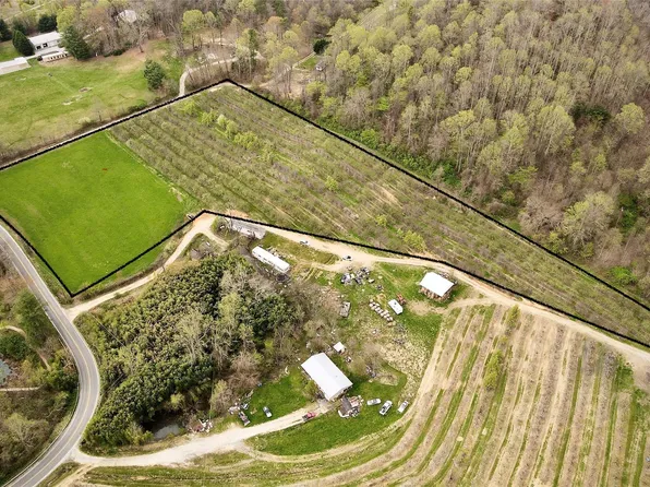 / Off Pace Rd, Hendersonville, NC 28792