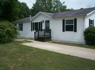 265 Armstrong Ave, Flushing, MI 48433