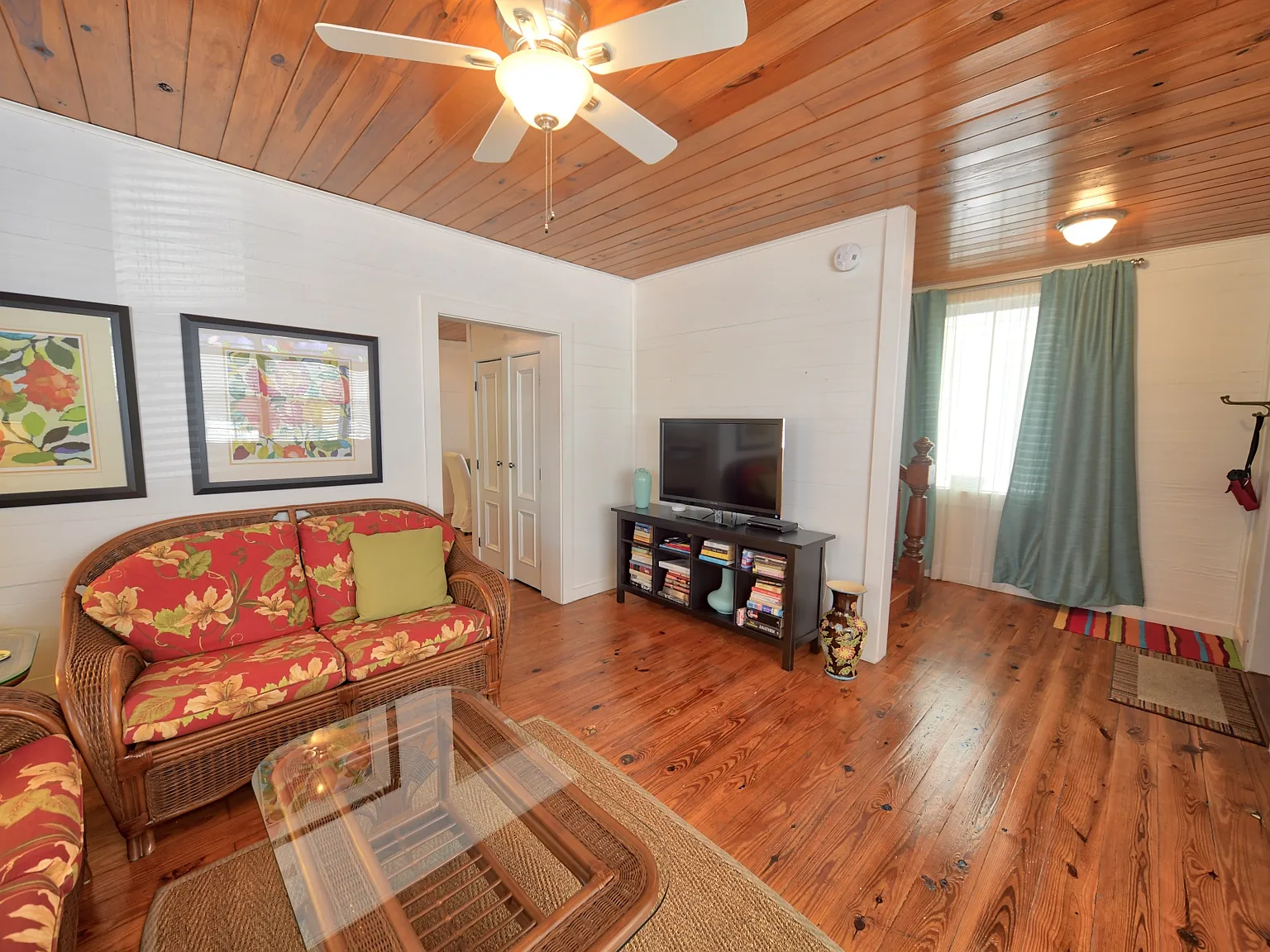 2 bed, 1280 sqft, $4,000 — Photo 4