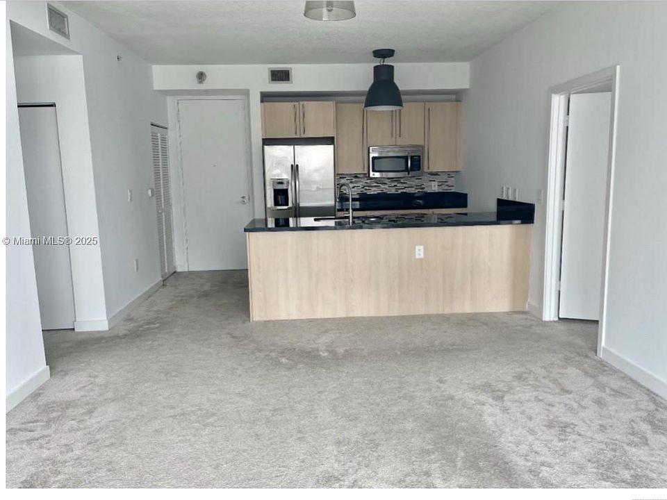 1st image of 1111 SW 1st Ave #22N