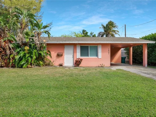 1547 Bembury DR, NAPLES, FL 34102