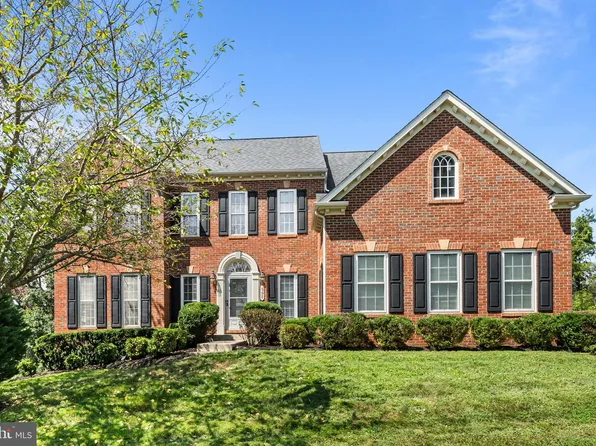 6288 Redwinged Blackbird Dr, Warrenton, VA 20187