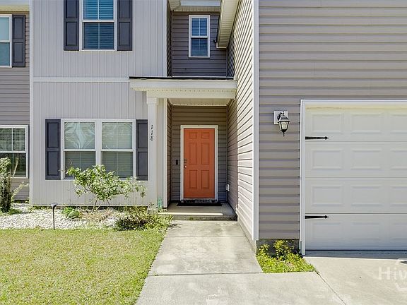 3rd image of 118 William Way