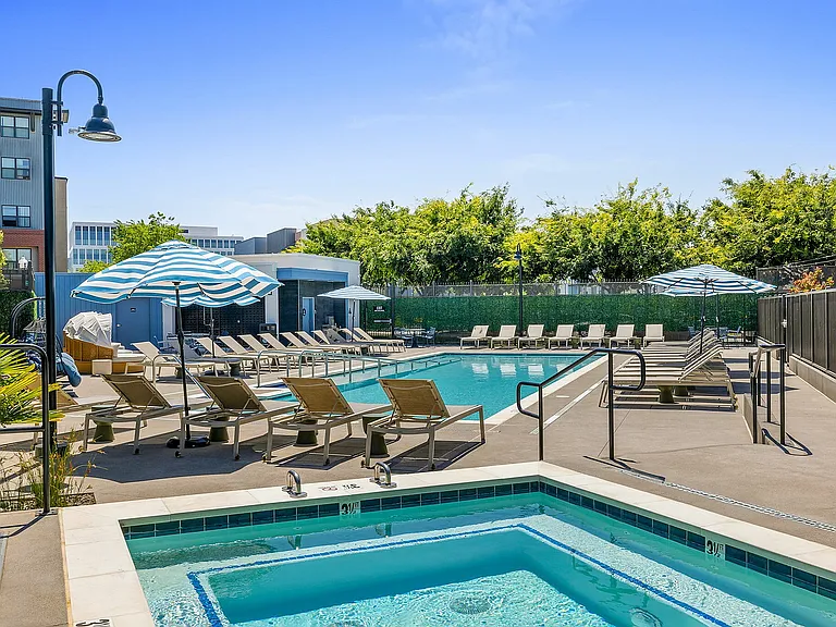 146-web-or-mls-775-n-6th-st