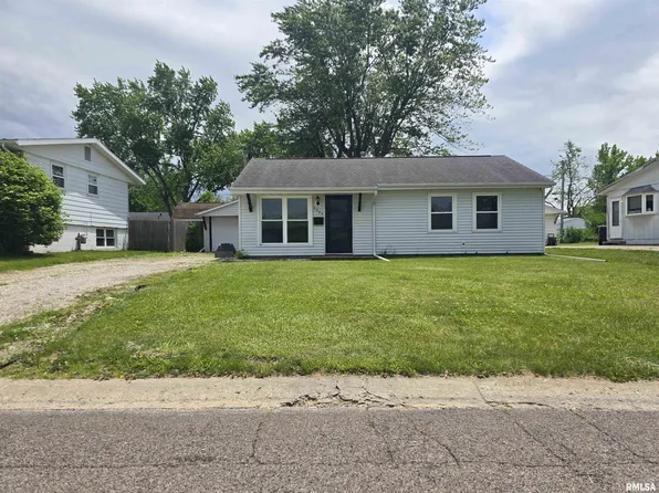 2233 Northridge Ln, Washington, IL 61571