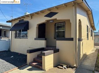 7506 Arthur St, Oakland, CA 94605
