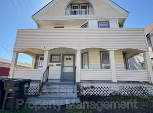 3001 Bradwell Ave, Cleveland, OH 44109