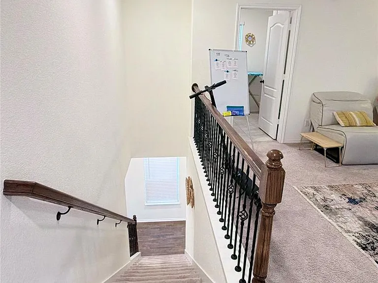 1009 Brambles Dr — Photo 26
