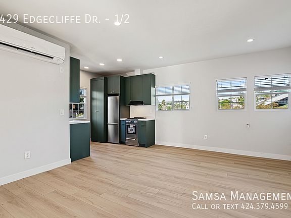 3rd image of 1429 Edgecliffe Dr Unit 1/2