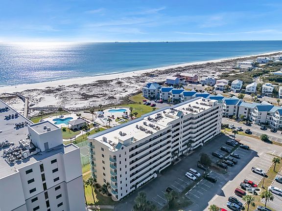 2nd image of 645 Plantation Rd #6401