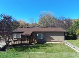 1322 Sherman St, Hot Springs, SD 57747