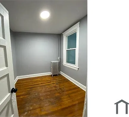 4 bed, $3,500 — Photo 1