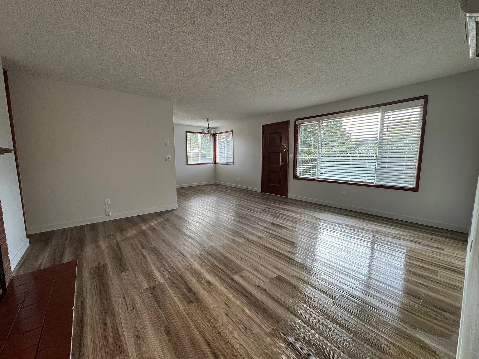 2 bed, 900 sqft, $1,895 — Photo 4