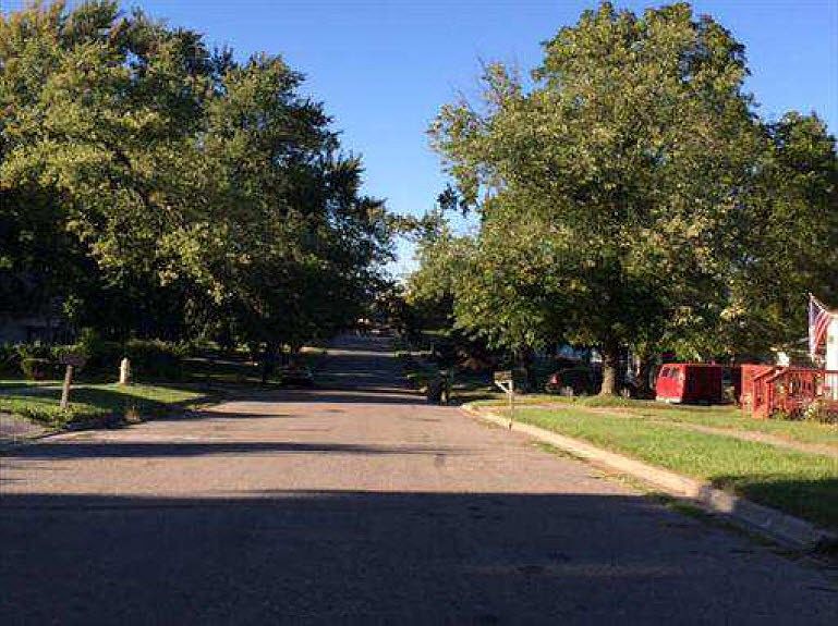 2nd image of 41 N Midland Dr