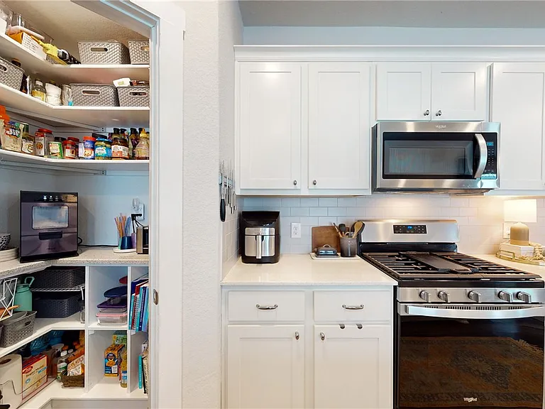 1012 Amistad Loop — Photo 19